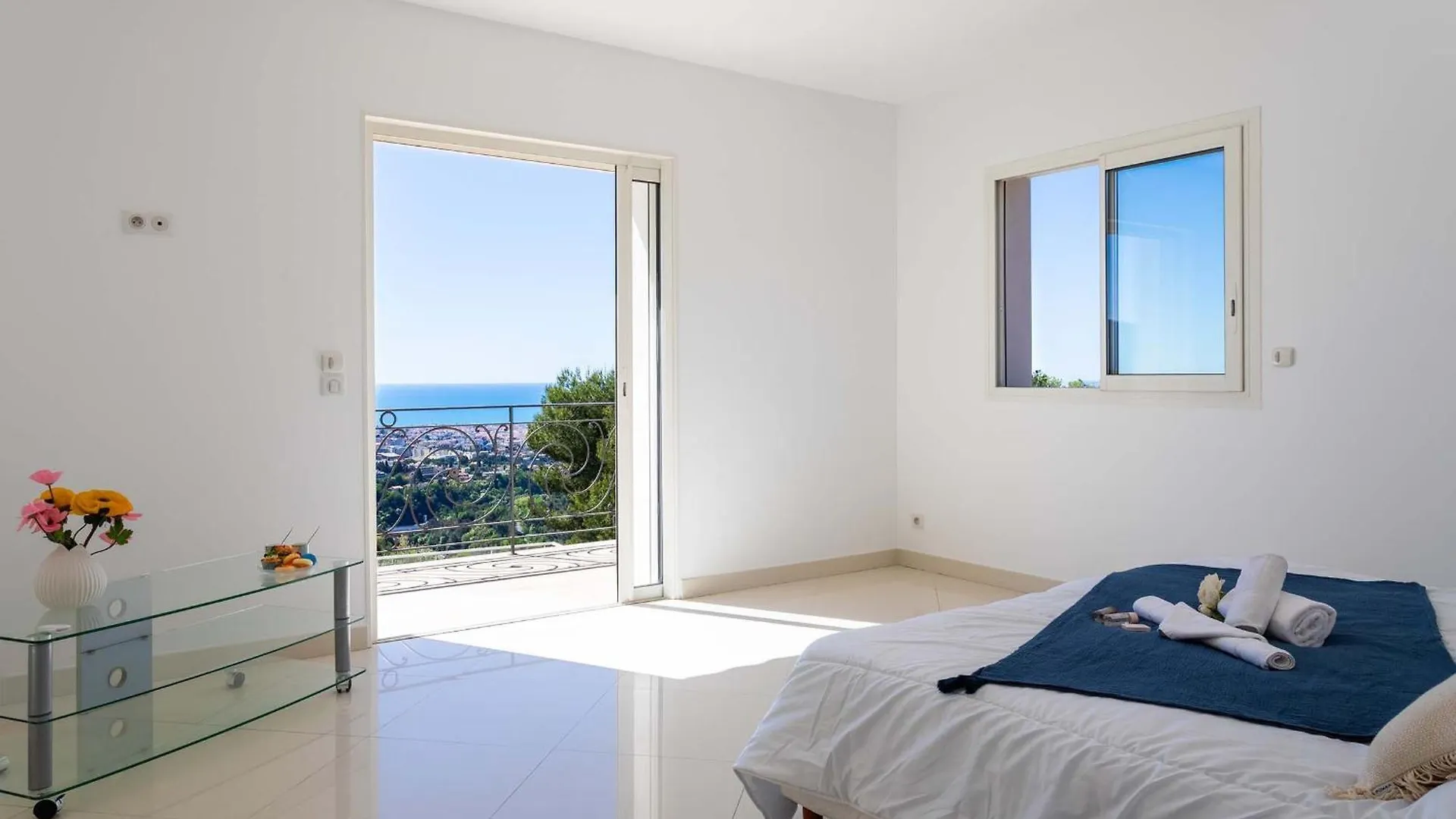 Villa Savannah Vi4356 By Riviera Holiday Homes Nice