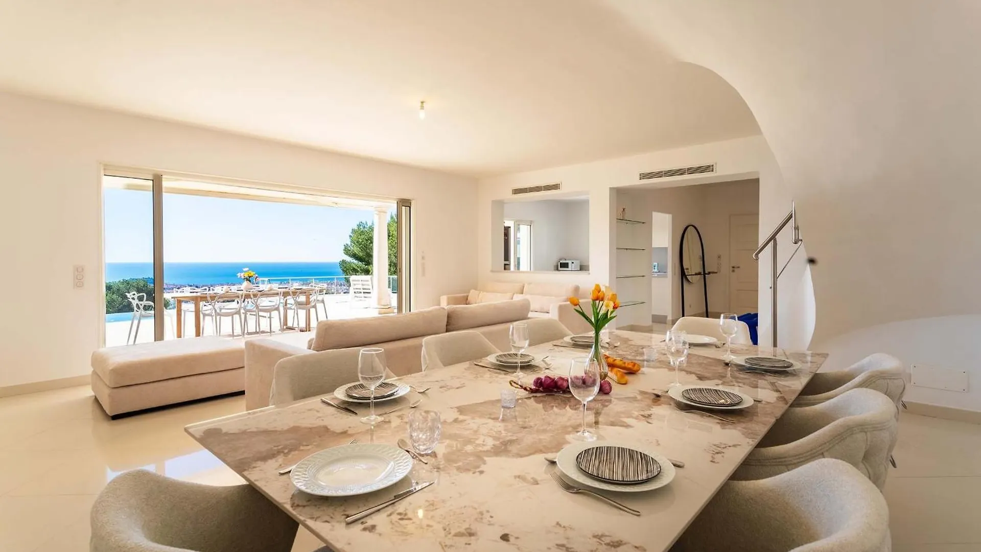 Villa Savannah Vi4356 By Riviera Holiday Homes Nice 0*,  Frankrig