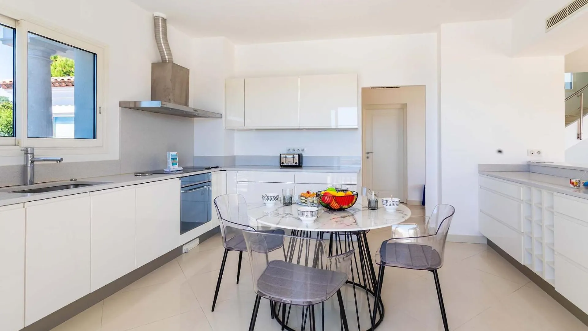 Villa Savannah Vi4356 By Riviera Holiday Homes Nice